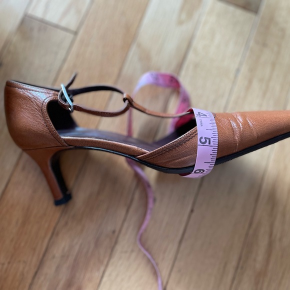 COACH Oxford Antique T-strap Heels Sz6 - Picture 9 of 9